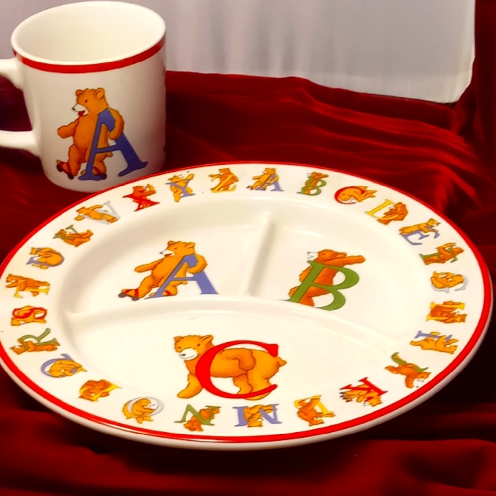 TIFFANY & Co. 1994 Alphabet Bears child's plate & cup